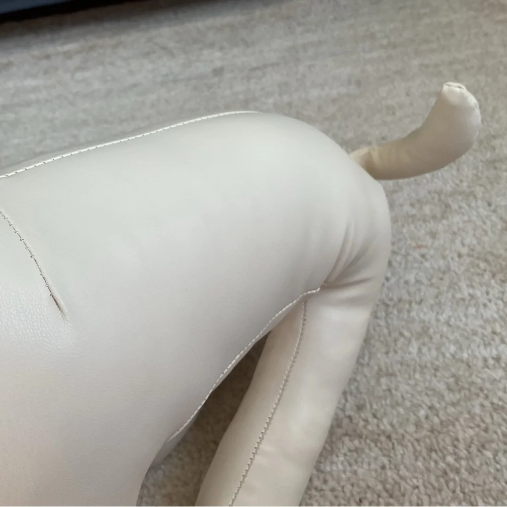 Sitting Dog Leather Dog Mannequin - Picture 5 of 5